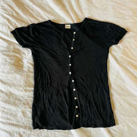 Black ribbed stretchable top - Picture 3 of 9